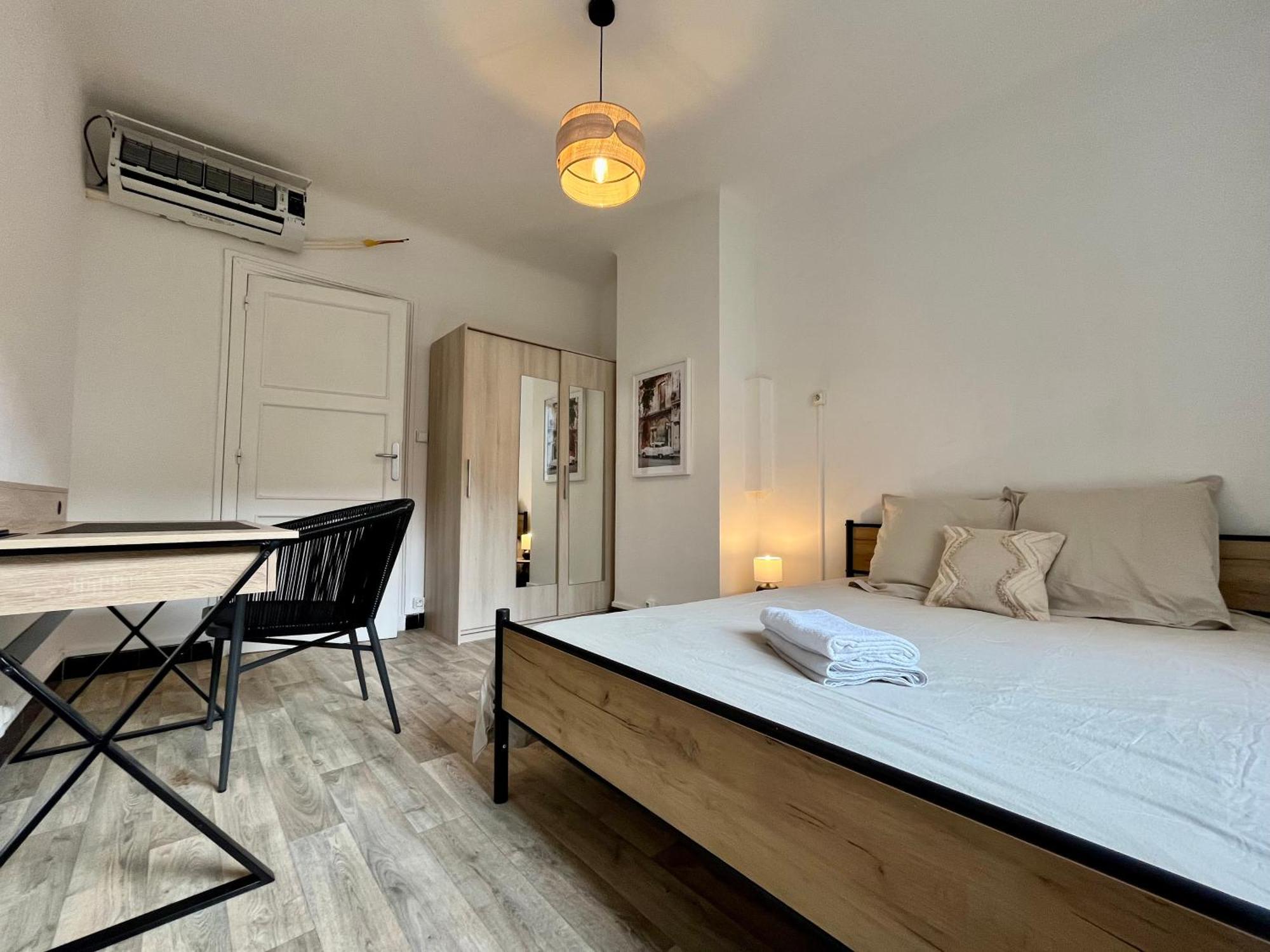 Suite Corneille Lyon Exteriör bild
